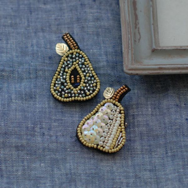 下島優子のビーズ刺繡アクセサリーメイン.jpg