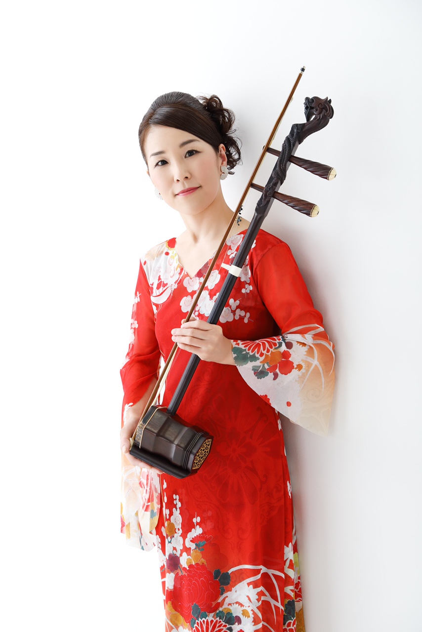 ���R���q