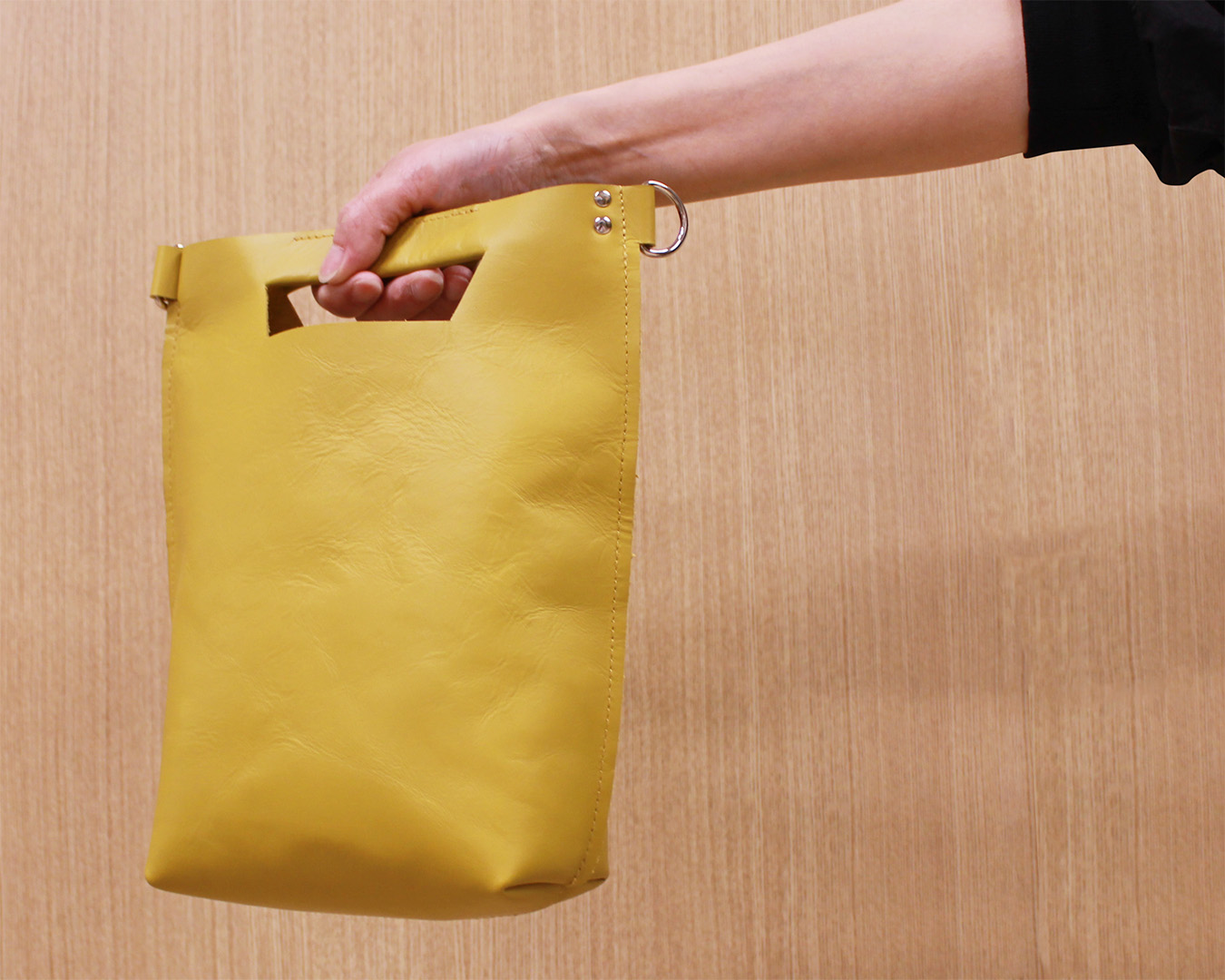 leather2.jpg